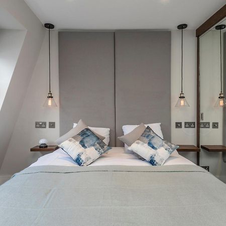 Luxury Georgian House In Marylebone: Modern 1-Bed Retreat Lägenhet London Exteriör bild