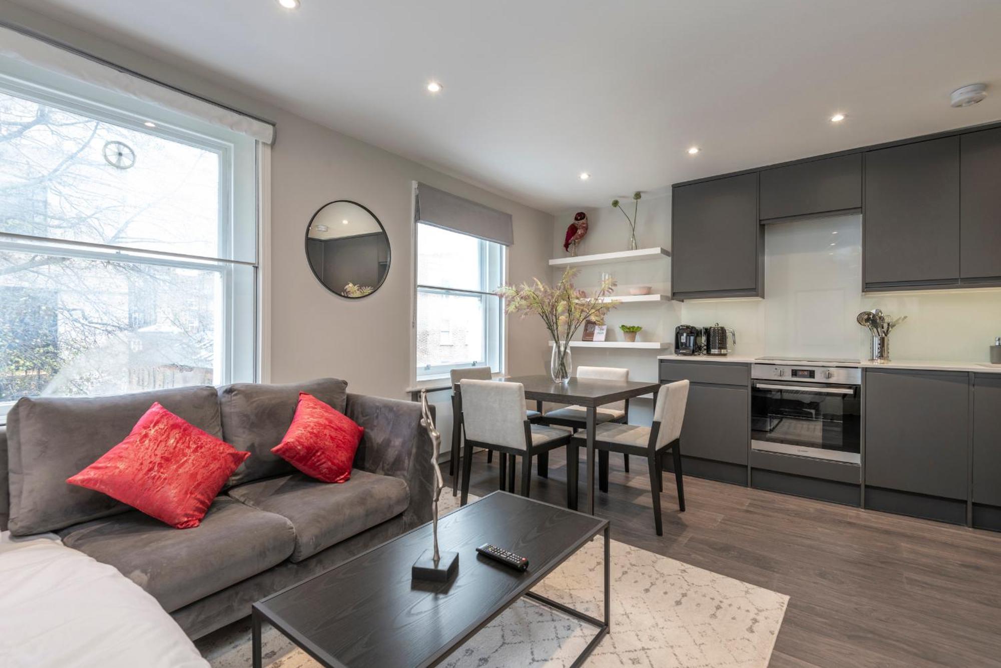 Luxury Georgian House In Marylebone: Modern 1-Bed Retreat Lägenhet London Exteriör bild