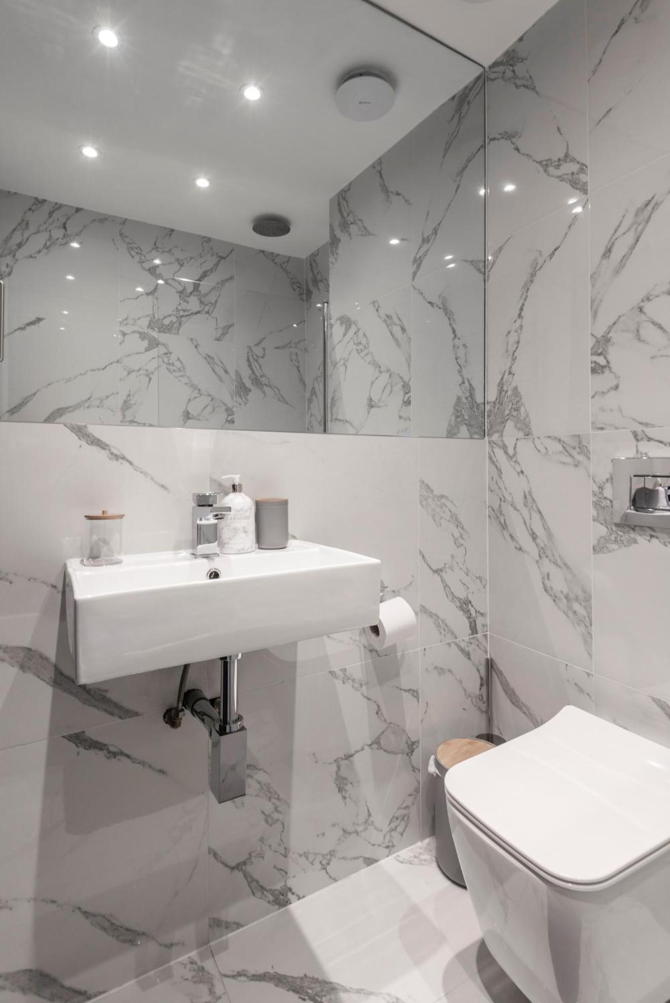 Luxury Georgian House In Marylebone: Modern 1-Bed Retreat Lägenhet London Exteriör bild